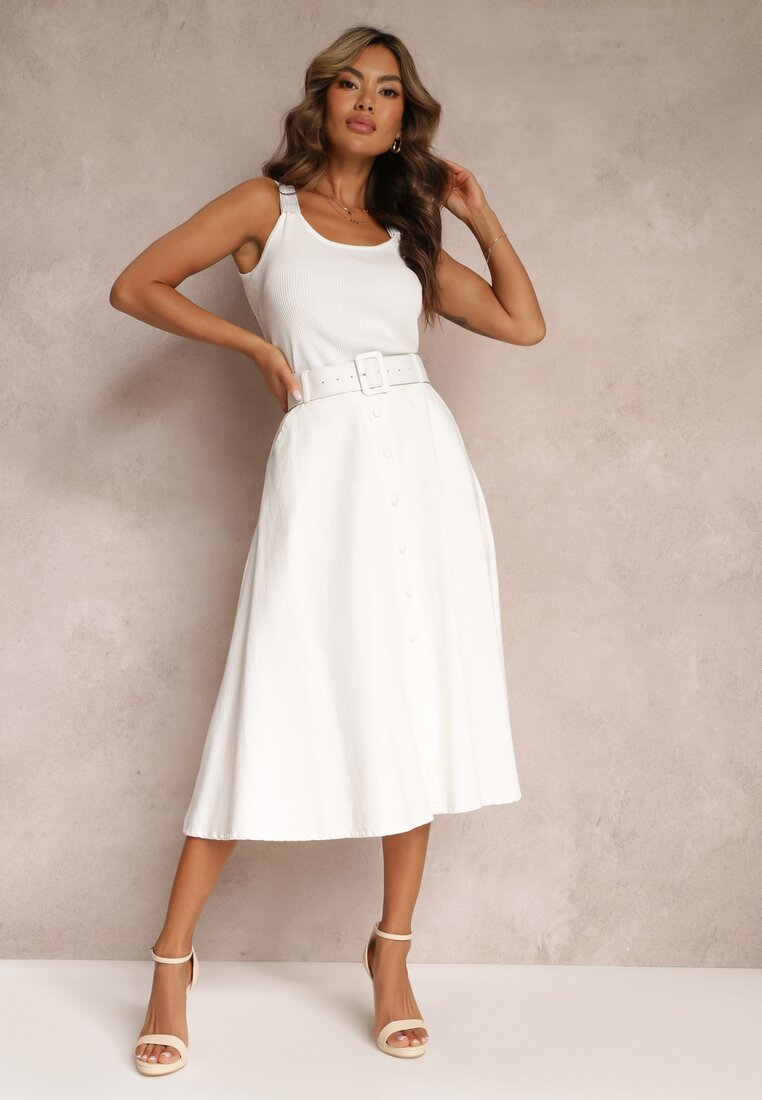 Biała Trapezowa Spódnica Midi z Rozkloszowanym Dołem i Paskiem z Klamerką z Bawełny Marydevi