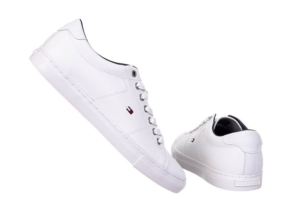 TOMMY HILFIGER BUTY MĘSKIE TRAMPKI ESSENTIAL LEATHER SNEAKER WHITE FM0FM02157 100 - Rozmiar: 46