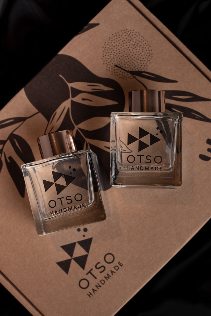 Zestaw 2 x dyfuzor z patyczkami - zestaw prezentowy z dyfuzorami - zestaw perfumy do wnętrz 2 x  100 ml