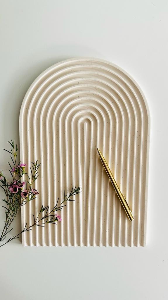 Taca dekoracyjna Łuk duża beż