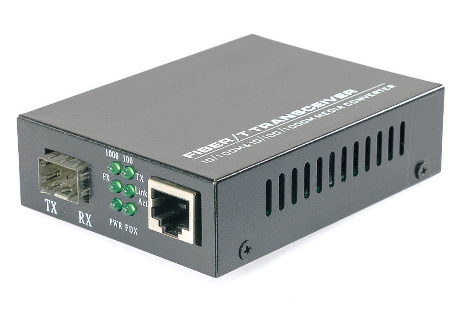 Option Gigabit Media Konwerter PoE MC220P SFP-RJ45