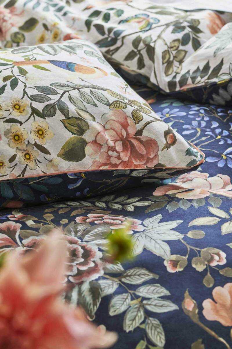 Designers Guild Poszewka satynowa Porcelaine De Chine Midnight