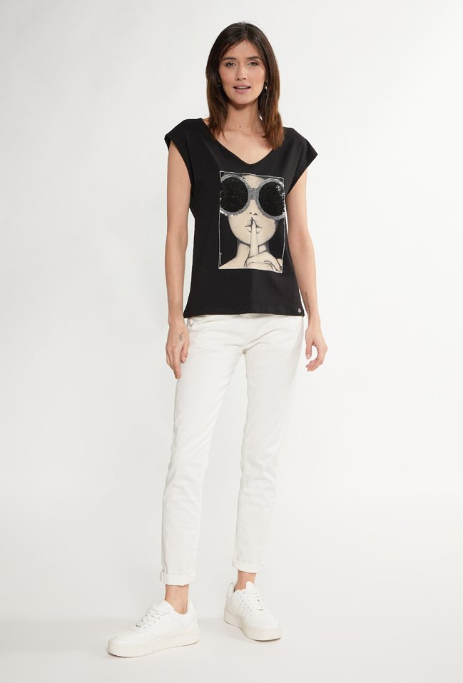 T-shirt z cekinowym panelem - Monnari