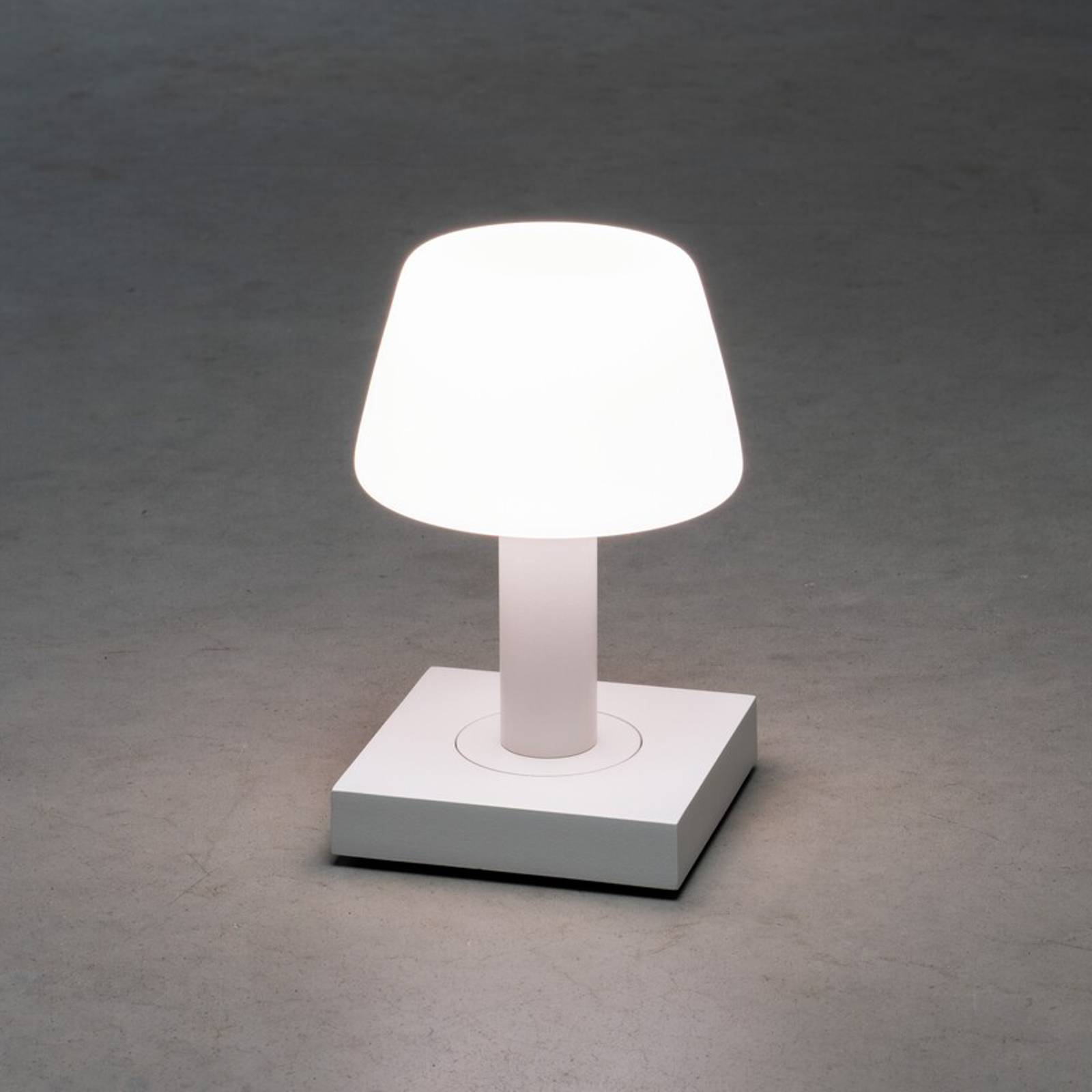 Konstsmide Lampa stołowa LED Monaco zewnętrzna, biała