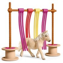 Bramka z tasiemkami dla kucyków