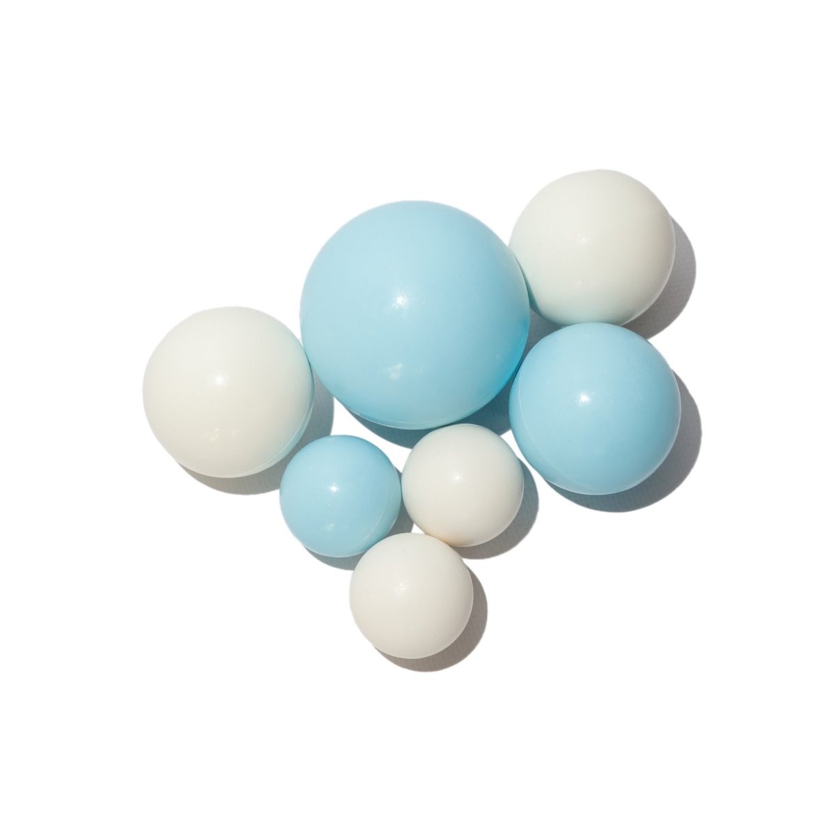 Dekoracje czekoladowe Sfery kule białe/niebieskie zestaw 7 szt