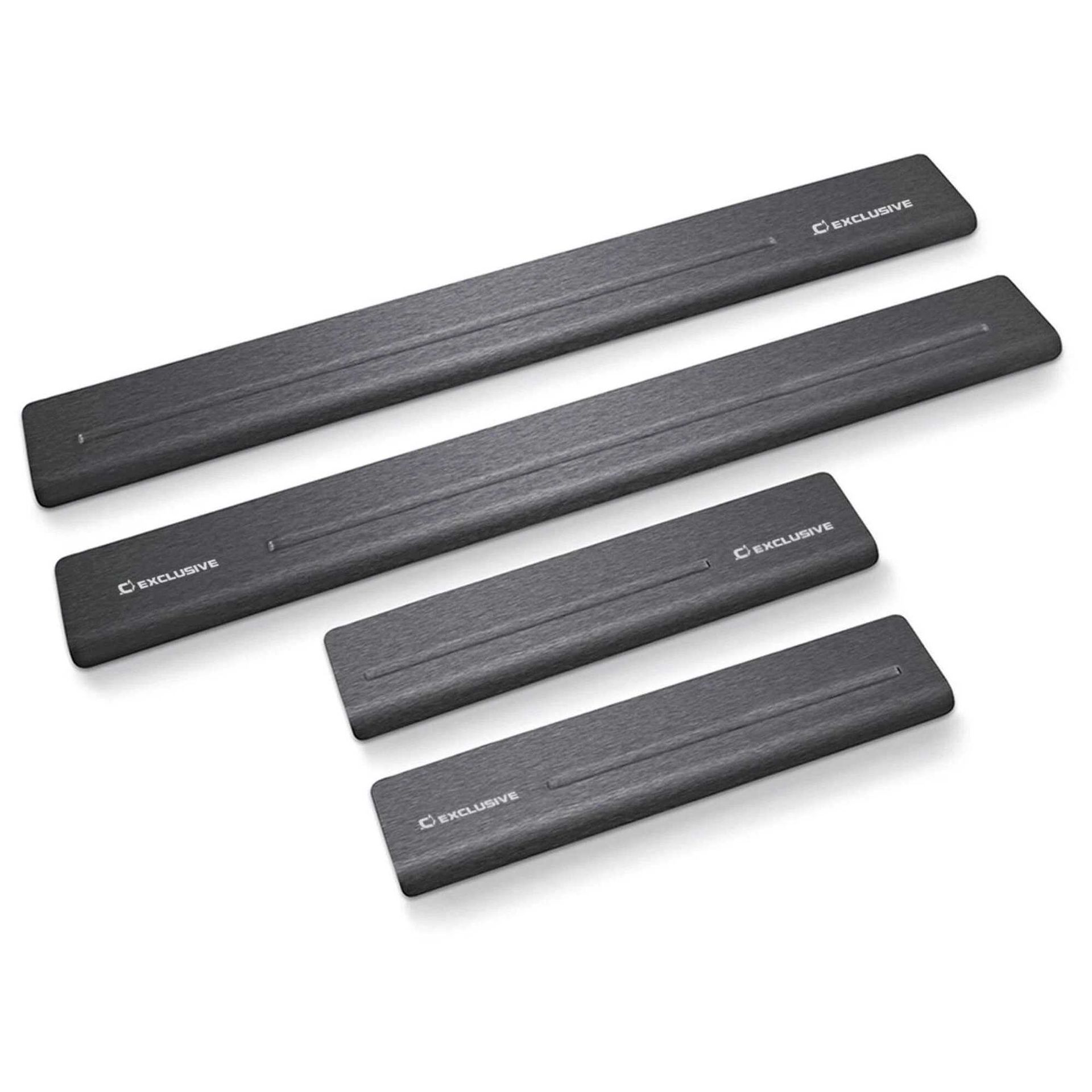 Nakładki progowe do Volkswagen Tiguan II od 2016 5-drzwiowy - One Line,Czarna satyna