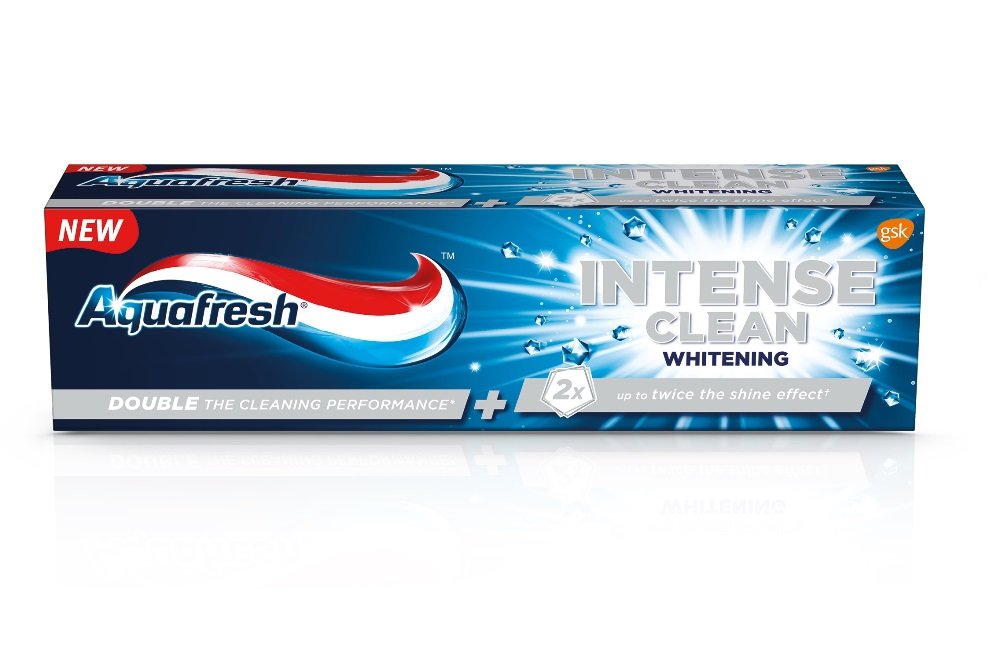 GlaxoSmithKline Intense Clean Whitening pasta dla efektu śnieżnobiałych zębów 75 ml