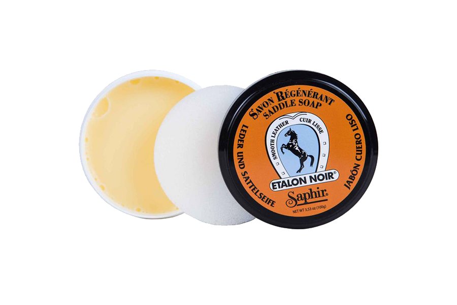 Mydło regenerujące do skór Saphir BDC Etalon Noir Soap 100 ml