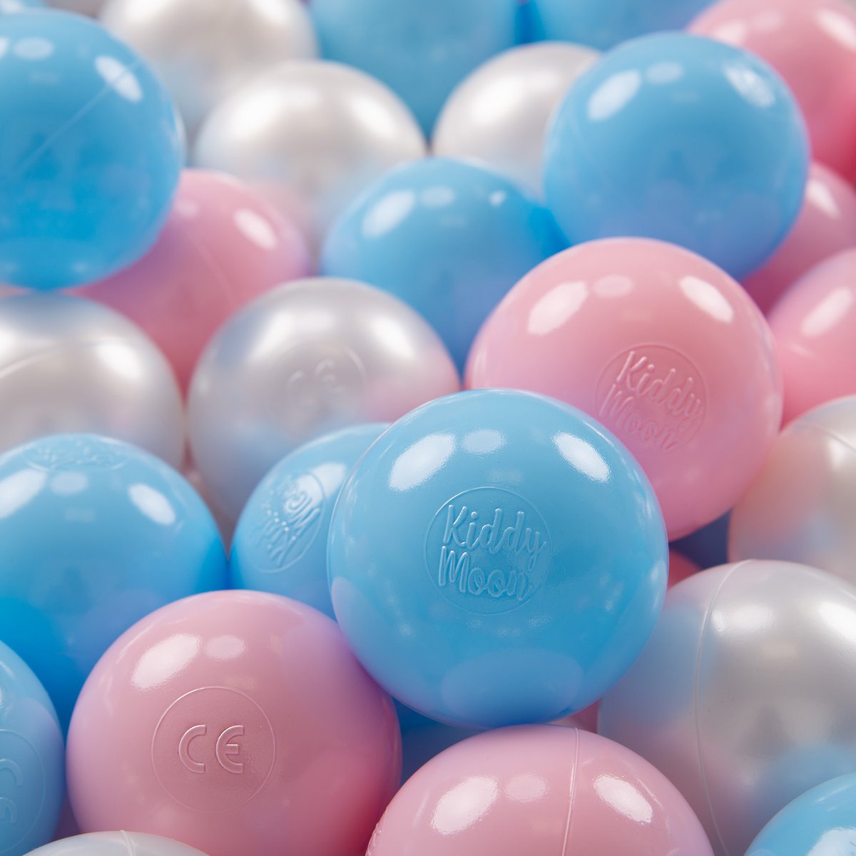 KiddyMoon, plastikowe piłeczki 7cm babyblue-pudrowy róż-perła 50