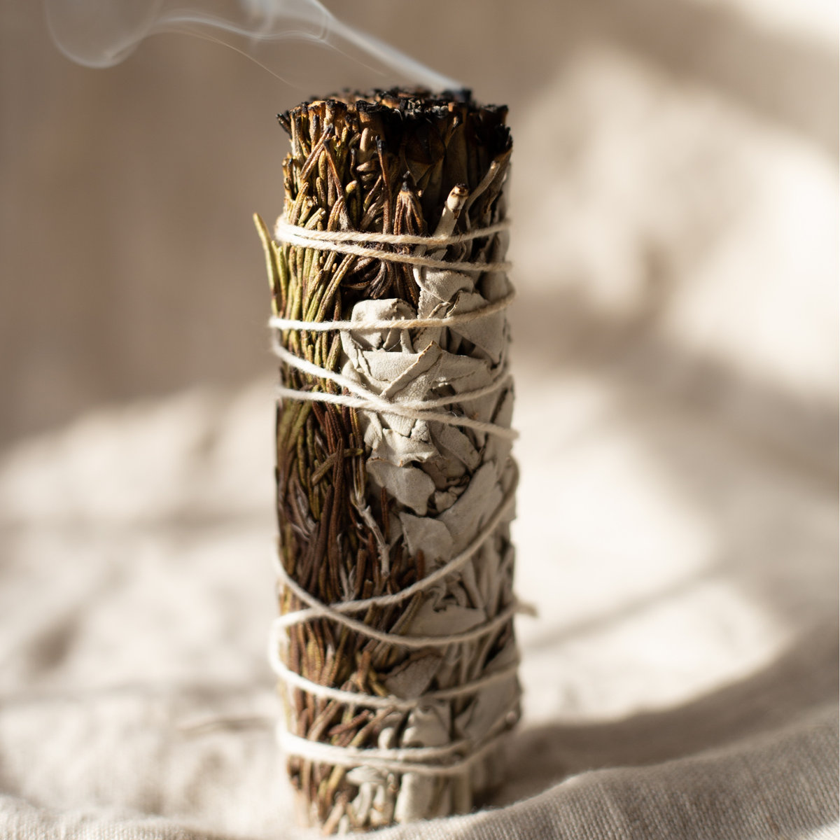 biała szałwia z rozmarynem