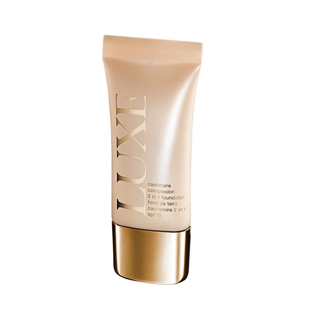 Avon Podkład matujący z bazą Spf 15 Luxe Natural Glamou