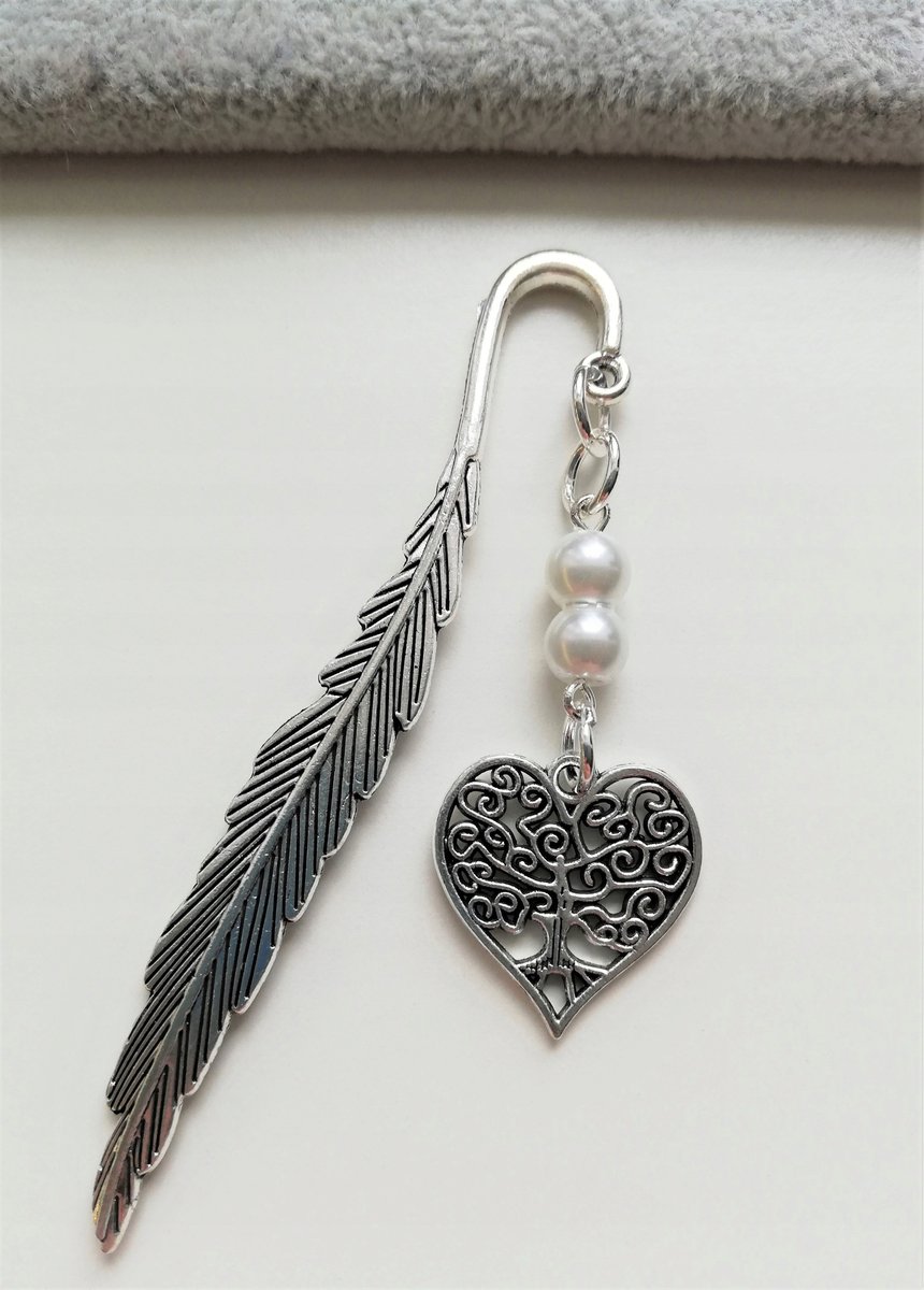 BIAŁA ZAKŁADKA DO KSIĄŻKI SERCE AŻUR PERŁA PEREŁKI