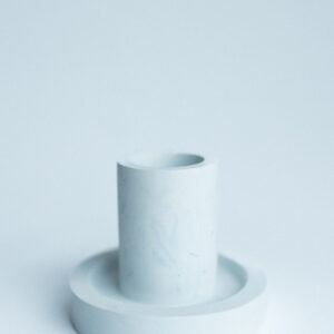 Świecznik na świecę stożkową błękitny marmur