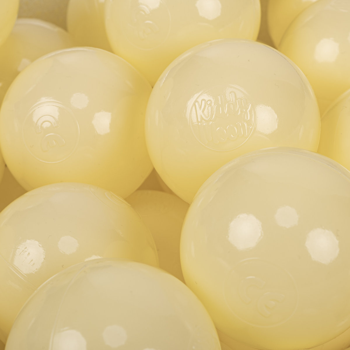 KiddyMoon Plastikowe piłeczki 7cm pastelowy żółty 100 Zabawka zestaw kulek
