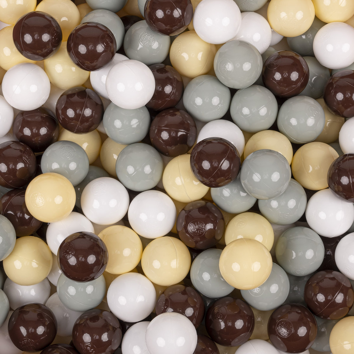 KiddyMoon Plastikowe piłeczki 7cm zielonoszary-pastelowy żółty-brązowy-biały 100 Zabawka zestaw kulek