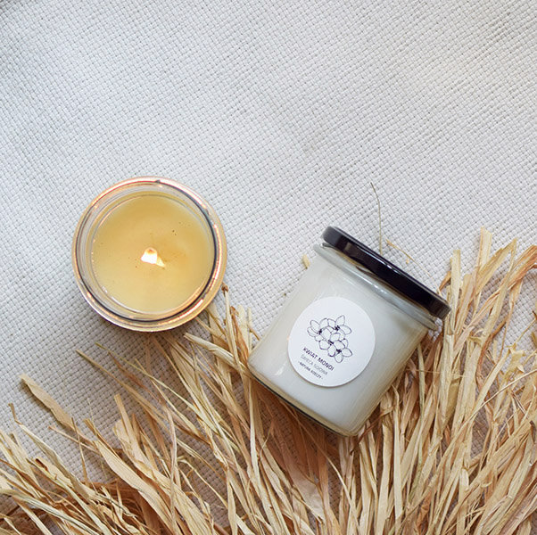 Świeca sojowa Simple Monoi/Nature of Scent