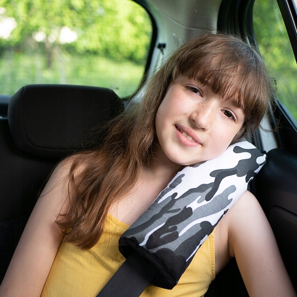 Poduszka i Nakładka na pas bezpieczeństwa 2w1