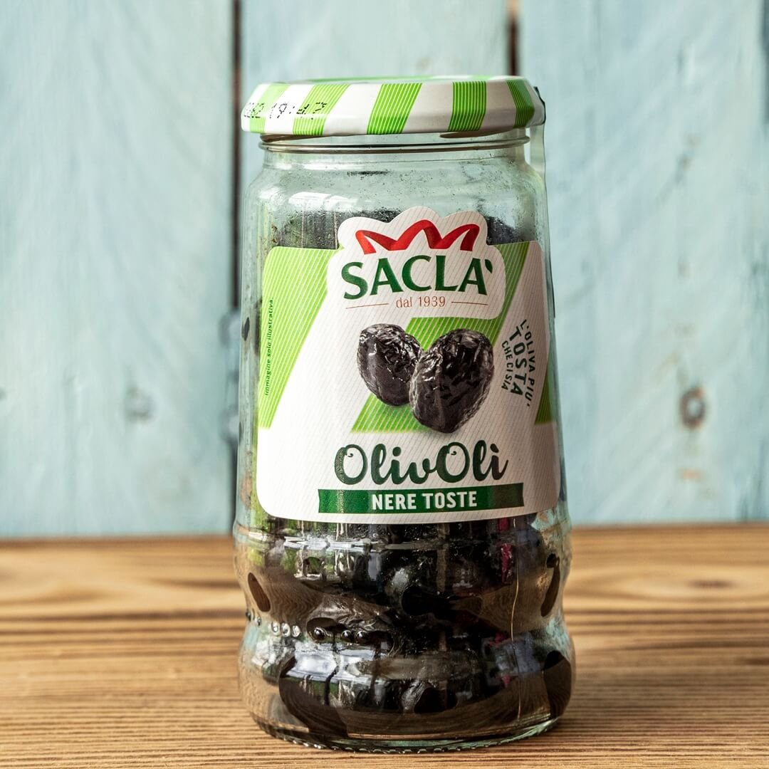 Włoskie czarne oliwki bez wody - Sacla