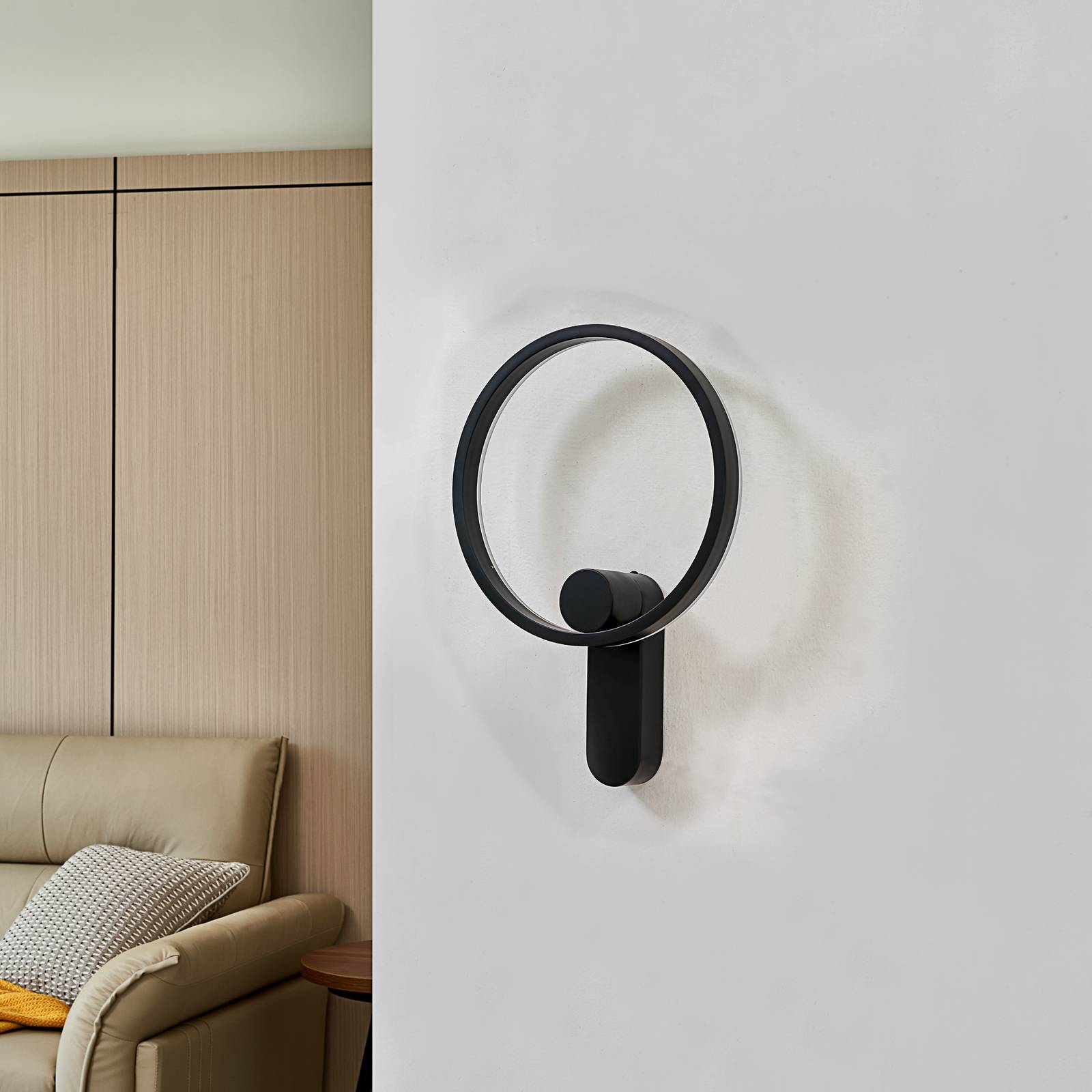 Lucande Yekta kinkiet LED pośredni 10,5W czarny