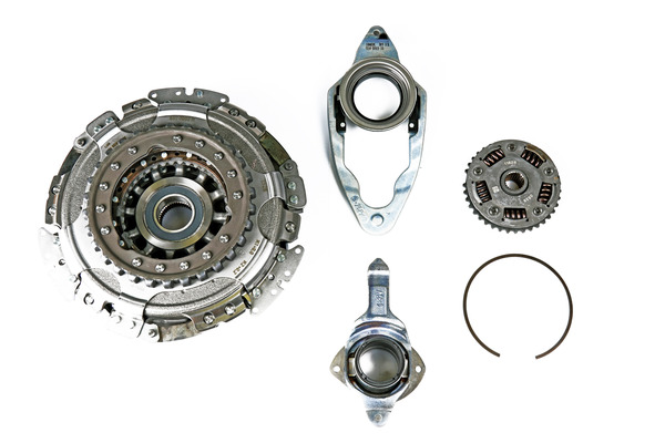 LUK ZESTAW SPRZĘGŁA  602000200 AUDI A3/SEAT LEON/VW GOLF V/VI 1,6TDI/1,9TDI 09- DSG 2CT