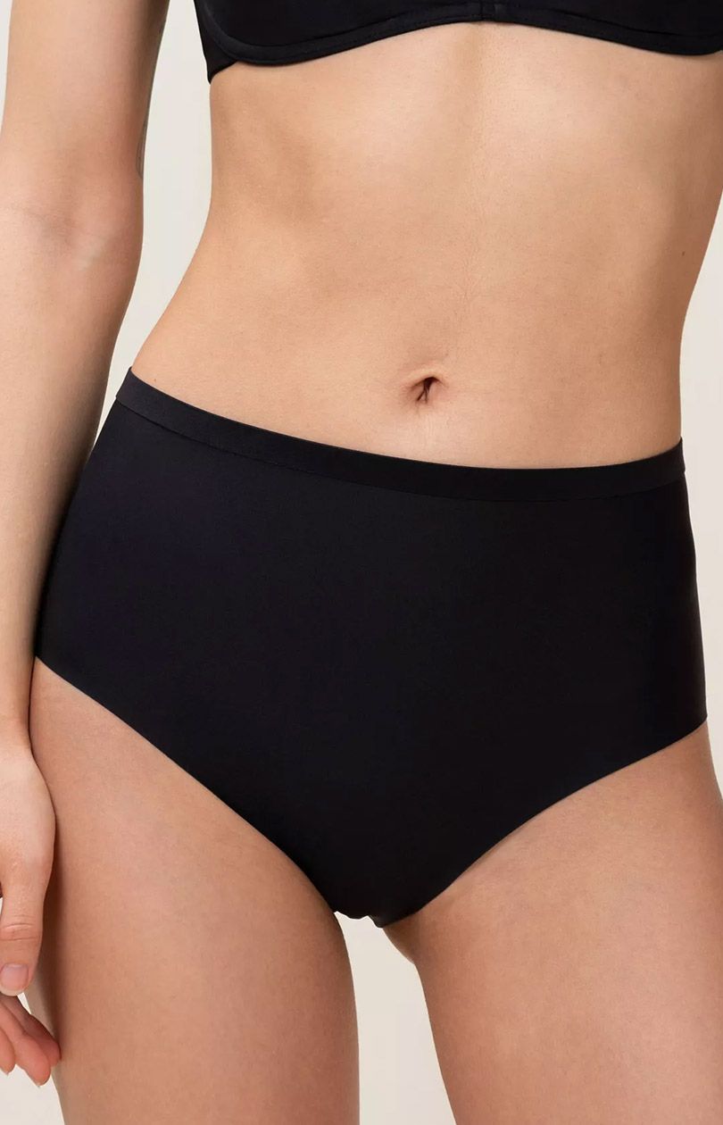 Triumph Shape Smart Maxi wysokie figi 10209655, Kolor czarny, Rozmiar M, Triumph - Intymna
