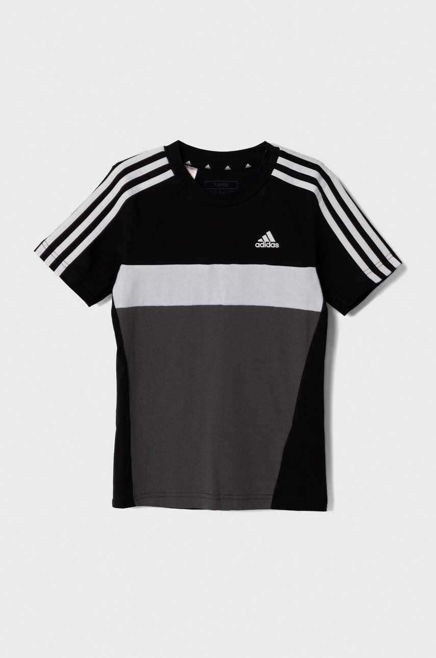 adidas t-shirt bawełniany dziecięcy kolor czarny wzorzysty