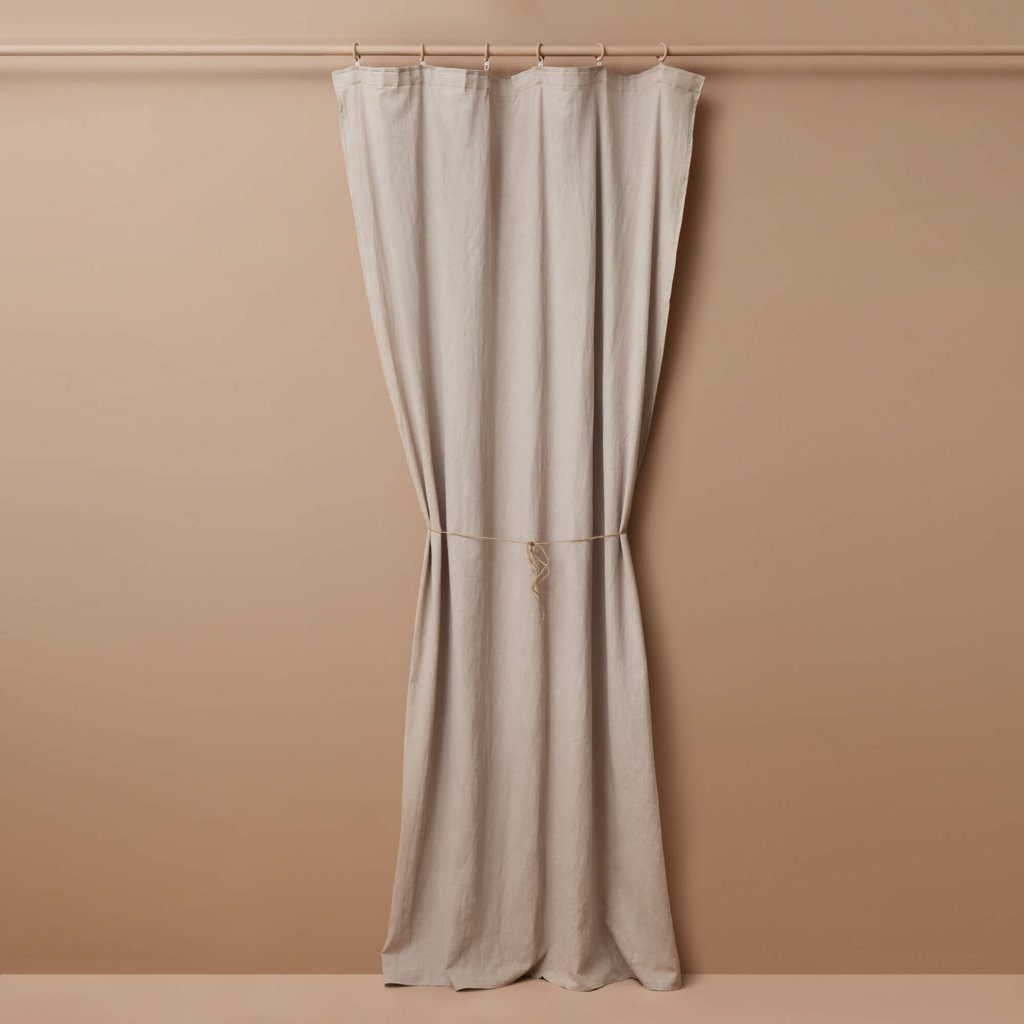 Beżowa zasłona Merida z naturalnego materiału 140x250