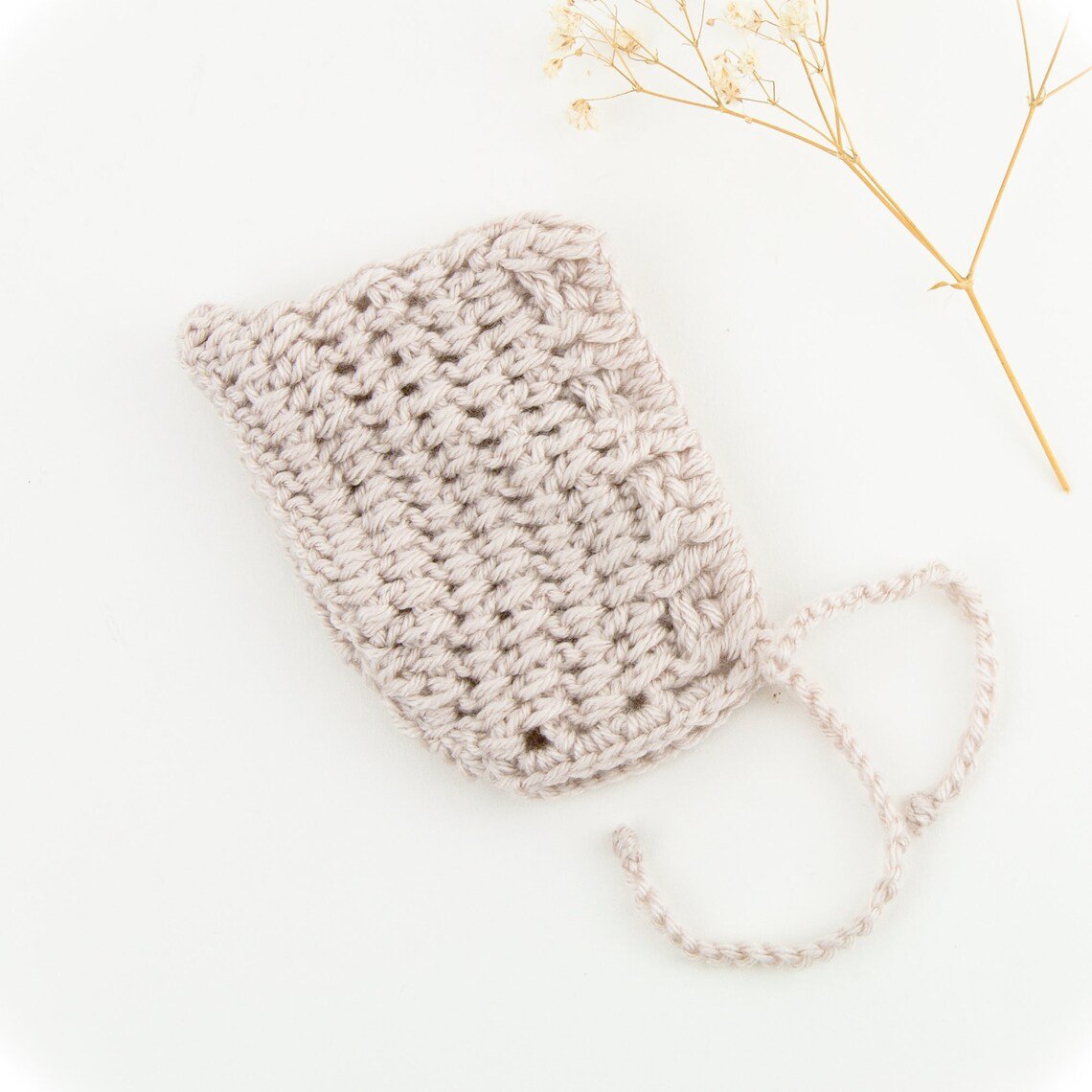 Czapka z włóczki/Przytullale dla lalek Miniland 32cm, naturalny