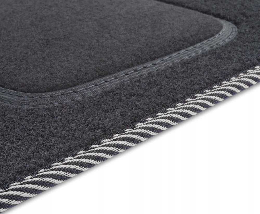 Dywaniki welurowe MOTOS Standard  do Suzuki Ignis 2003-2011 - Czarno-biała lamówka materiałowa