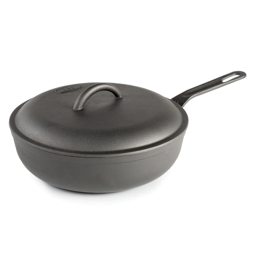 Patelnia żeliwna lekka z pokrywką GSI Outdoors Guidecast Deep Fryer 10