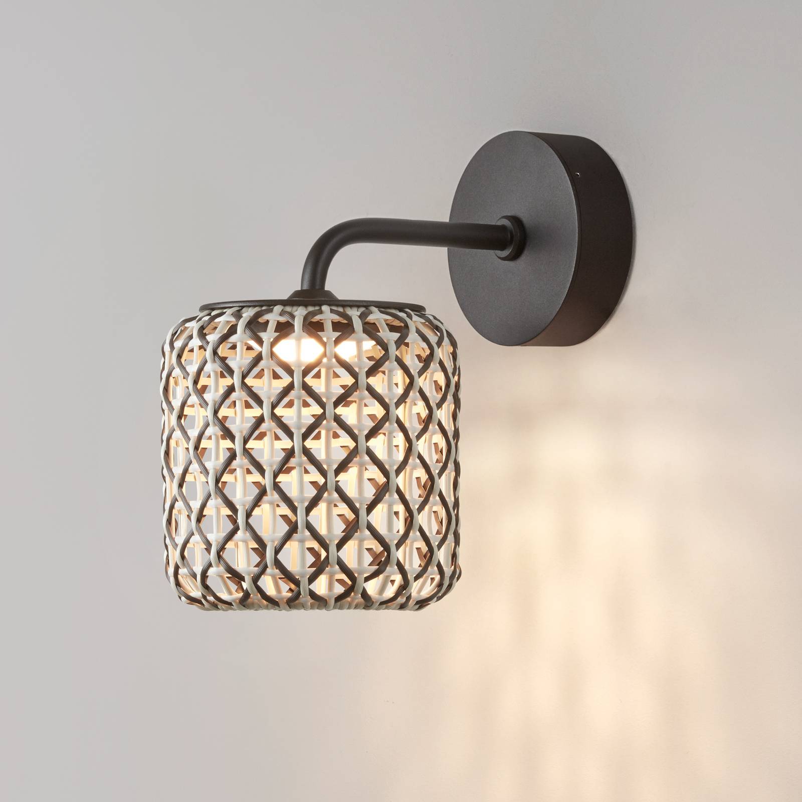 Bover Nans A kinkiet LED, brązowy, Ø 16,7cm