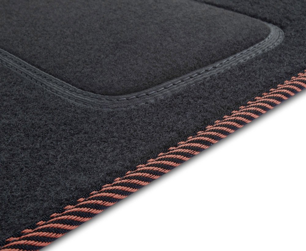 Dywaniki welurowe SKODA FABIA II 2007-2014 8 stoperów