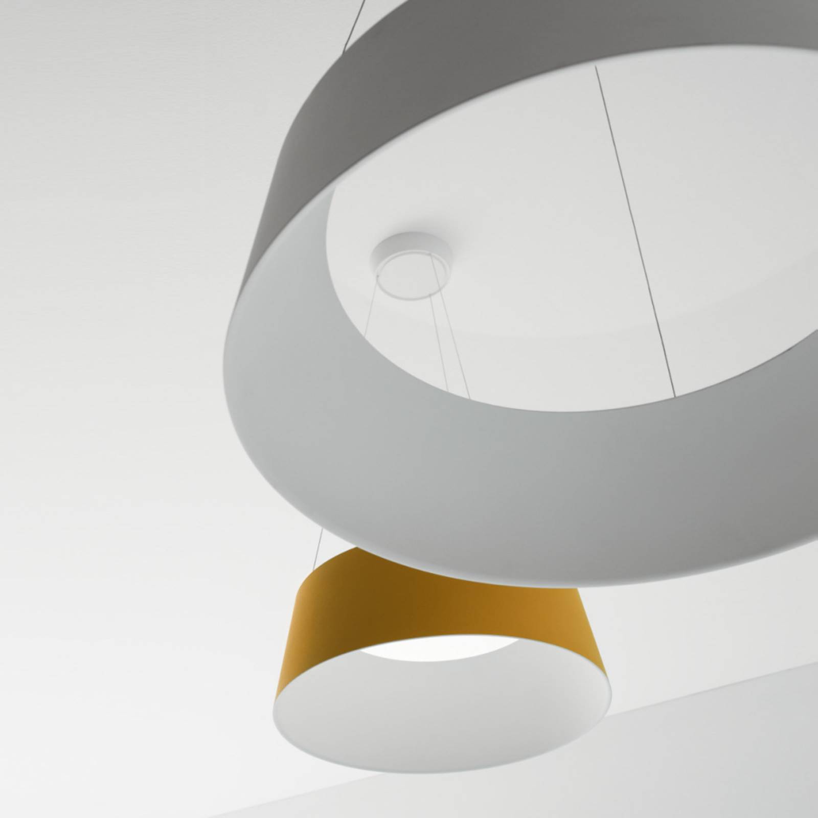 Lampa wisząca LED Stilnovo Oxygen, żółta, Ø 56 cm