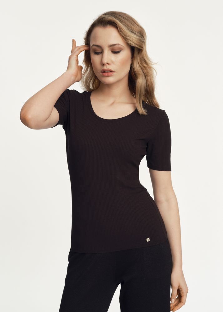 T-shirt czarny damski basic