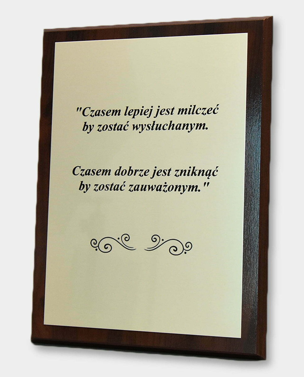 Grawerowana Tabliczka na Drewnianym Tablo Dyplom A4