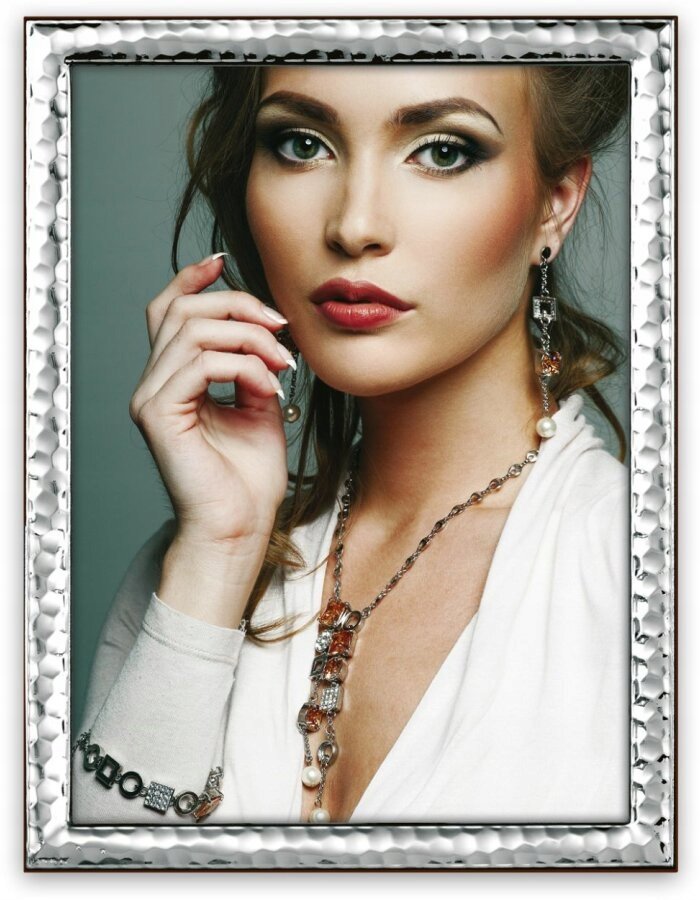 Ramka metalowa na zdjęcie 13x18 srebrna Erice