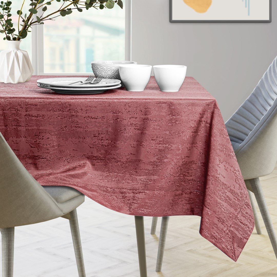 Obrus Vesta Różowy Tłoczony Nowoczesny 100x100 AmeliaHome - TCLOTH/AH/VESTA/HMD/OLDROSE/100x100