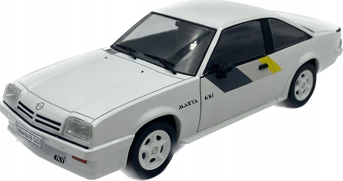 Opel Manta B GSi 1984 model WB124173 WhiteBox 1:24