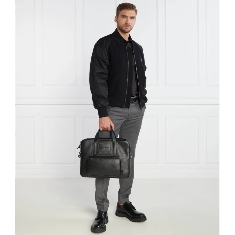 Emporio Armani Skórzana torba na laptopa 17\