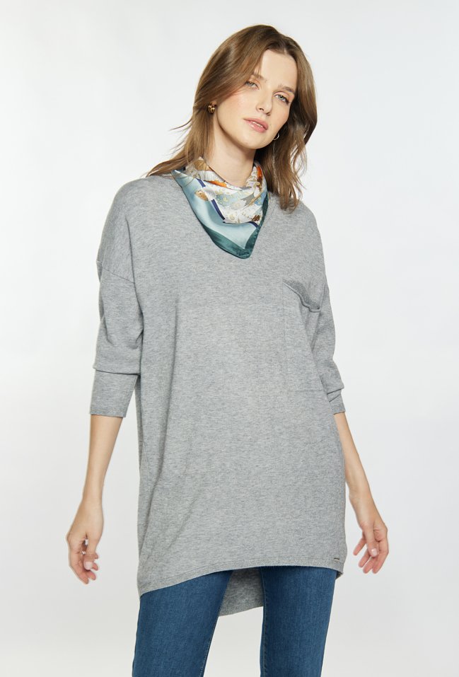 Asymetryczny sweter z kieszonką - Monnari