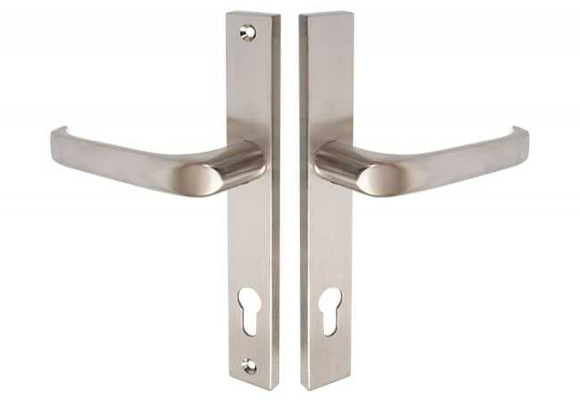 Klamka drzwiowa FAM 22719u01 72/240/32 kolor stal nierdzewna lewa (2 śruby)