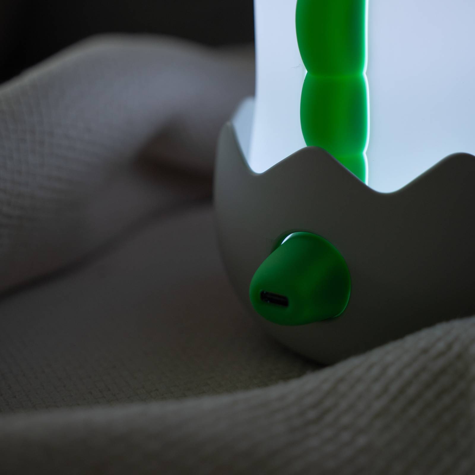 Niermann Standby Diggy Dino lampka nocna LED z akumulatorem, USB, RGBW