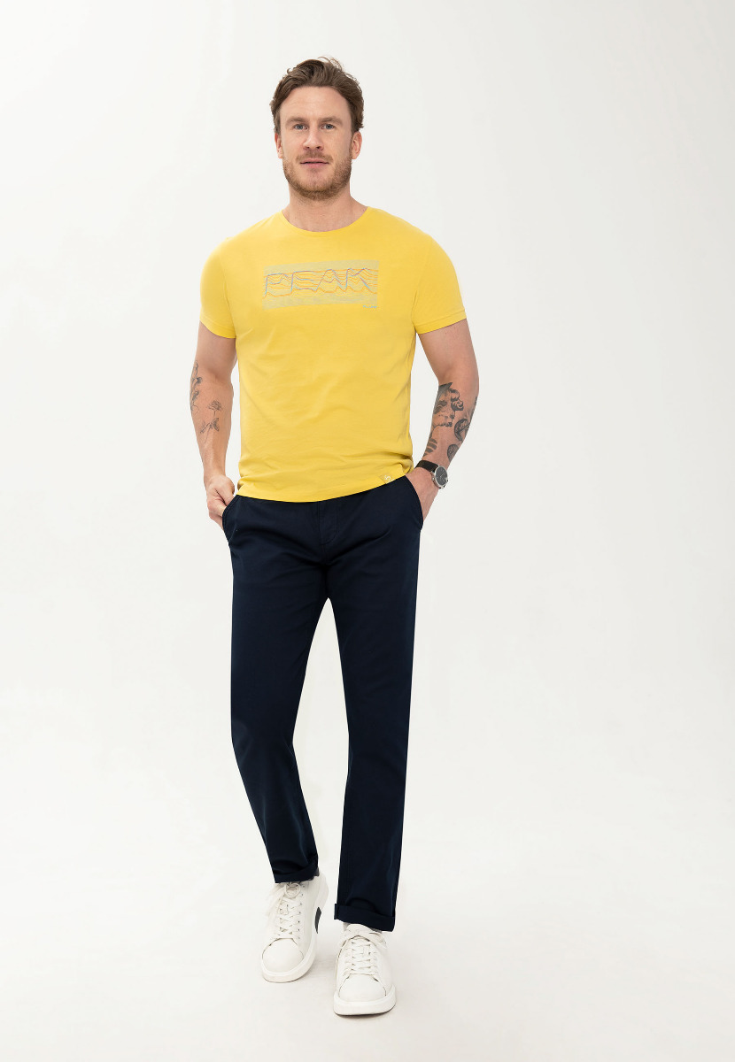 Męski t-shirt z napisem T-LINER - Volcano
