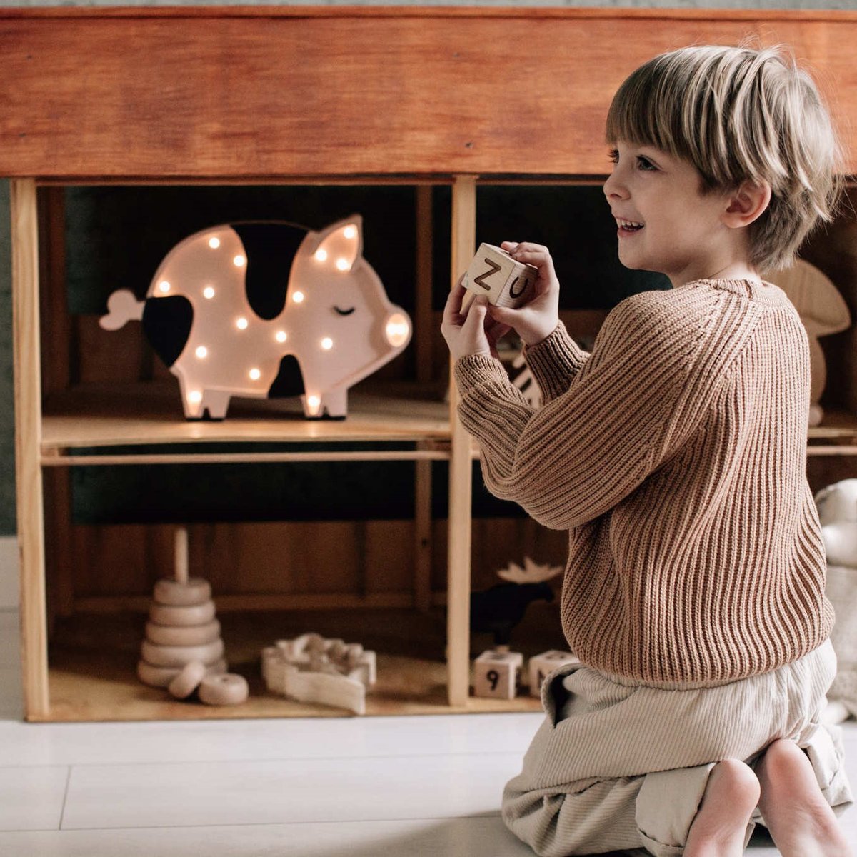 Drewniana Lampka Świnka