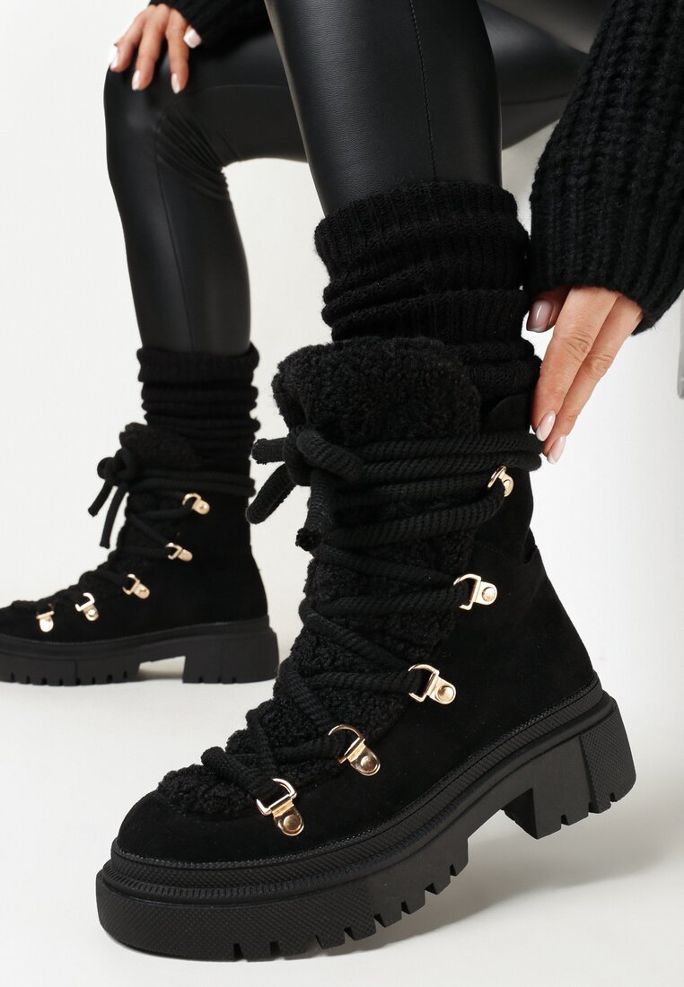 Czarne Botki Traperki z Ozdobnym Sznurowaniem i Kożuszkiem Godhilde