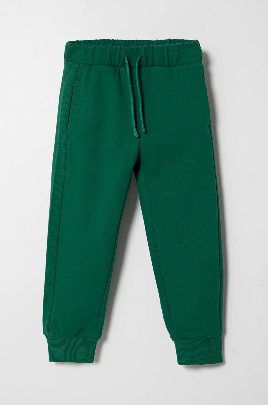 United Colors of Benetton spodnie dresowe dziecięce kolor zielony melanżowe
