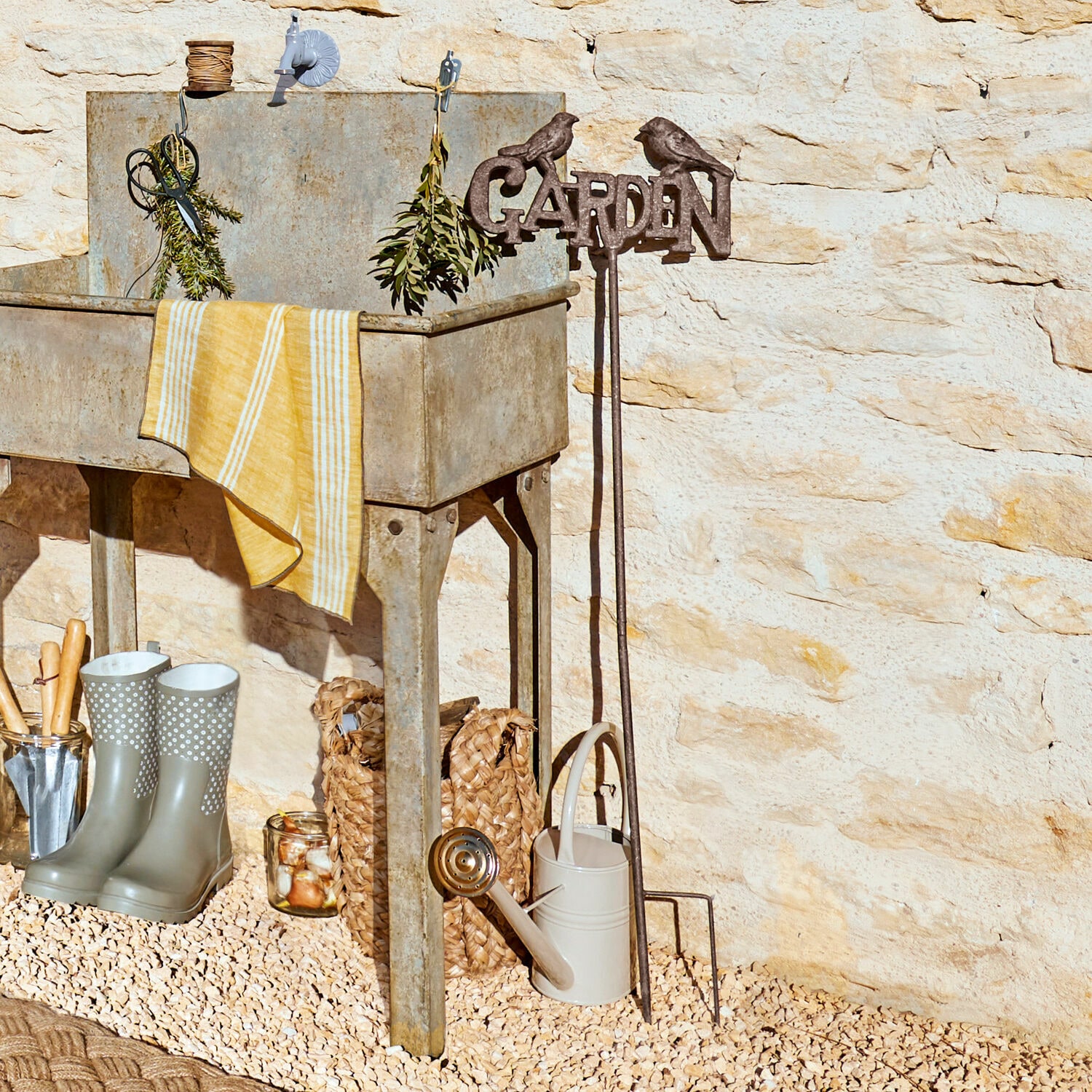 Dekoracyjny pręt ogrodowy Girra