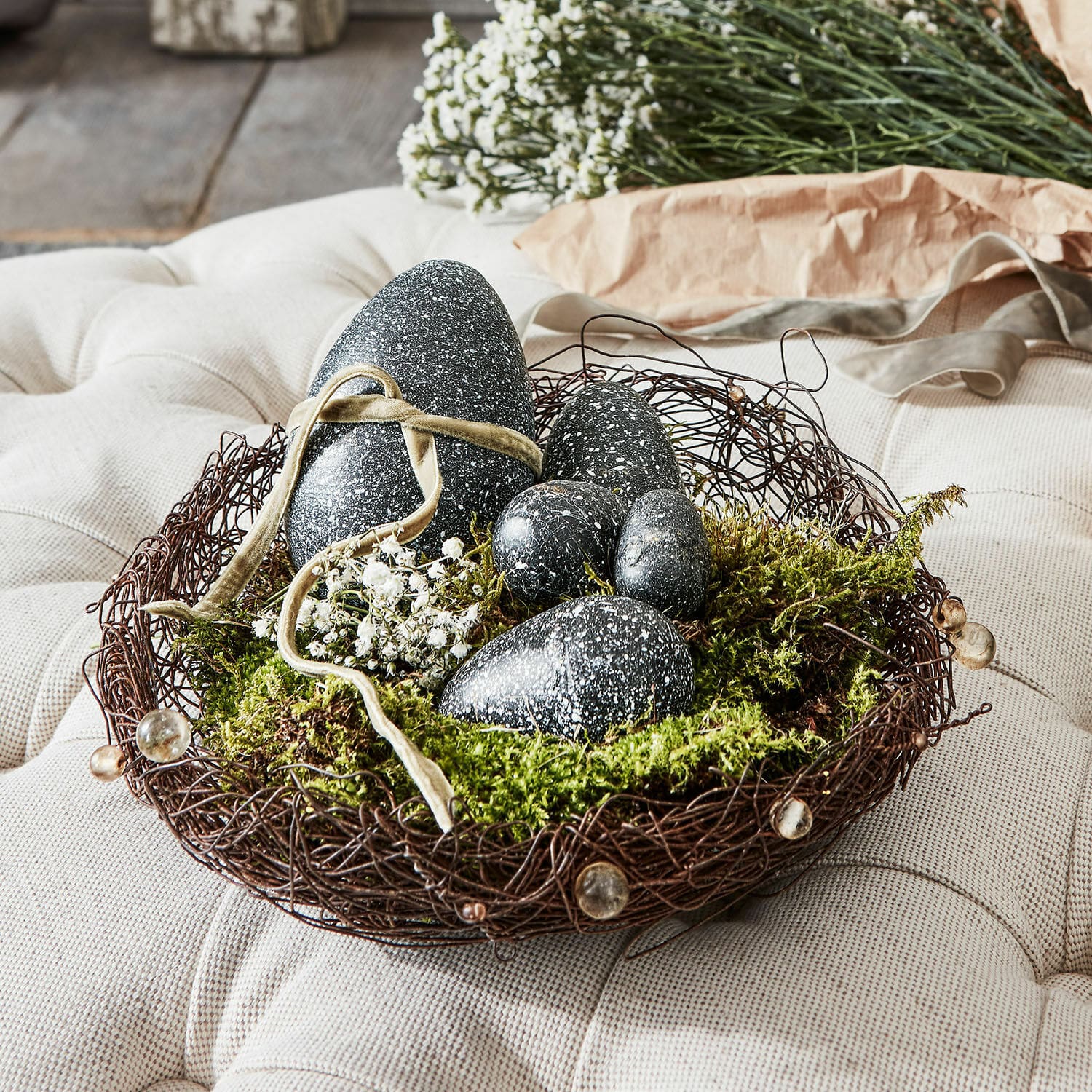 Ozdobne gniazdo Walbert