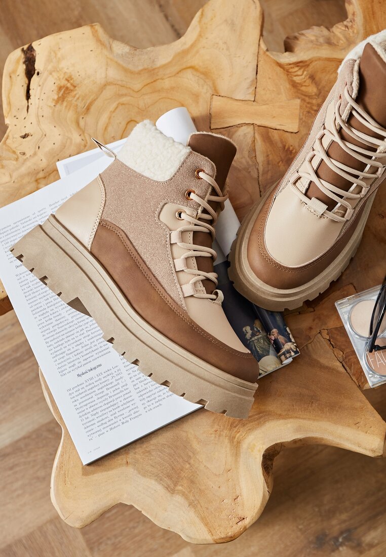 Ciemnobeżowe Traperki Sznurowane Trapery Jette